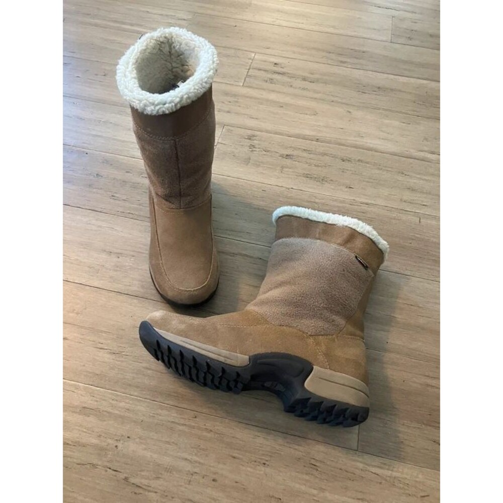 Sporto leather upper mid calf insulated women’s Carmel boots size 10